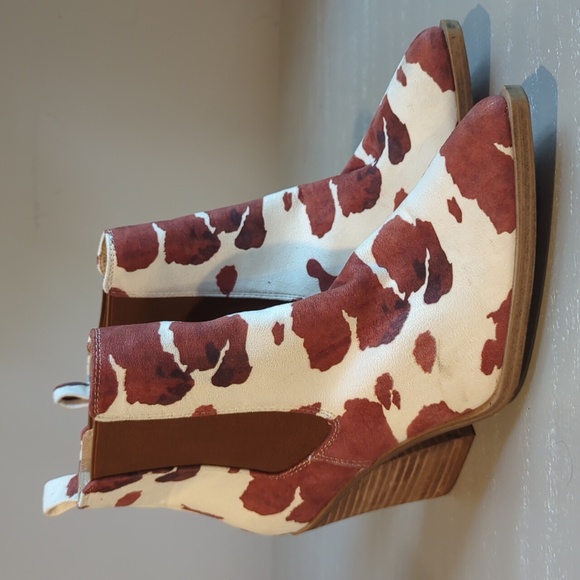 Barn Babe Cow Print Ankle Boots Brown White Block Heel size 10 - Picture 8 of 10